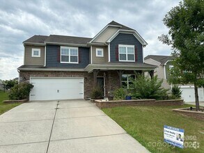 Building Photo - 121 Congaree Lp