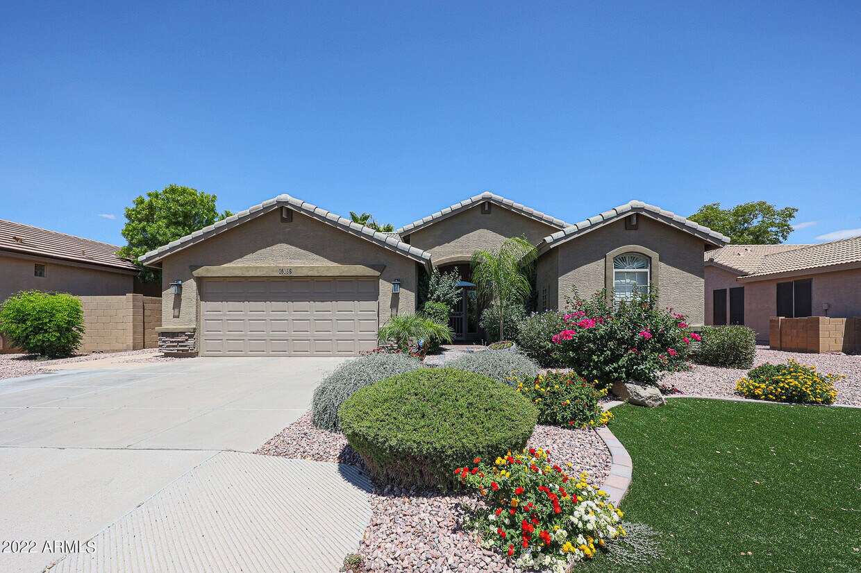 Foto principal - 16168 W Ironwood St