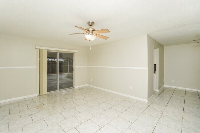 Building Photo - 308 Timber Creek Dr