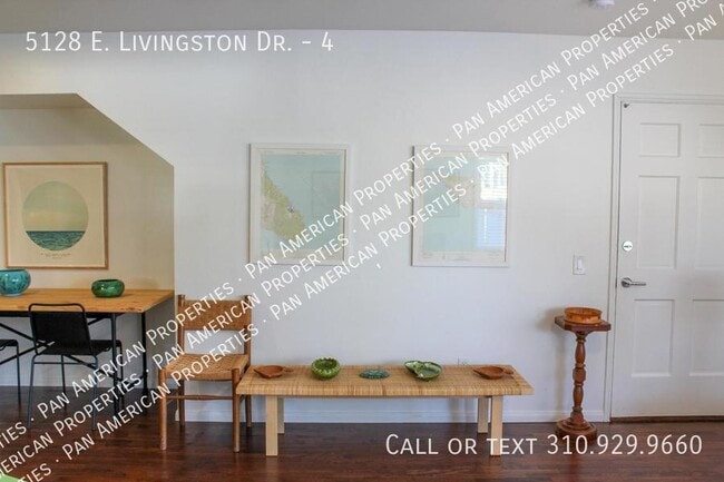 Foto del edificio - 5128 E Livingston Dr