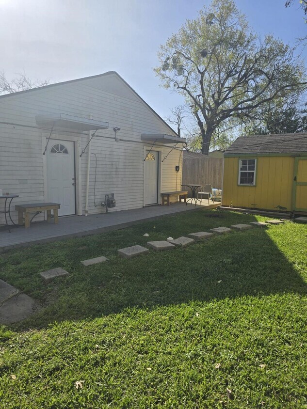 Foto principal - 3102 Jarvis St