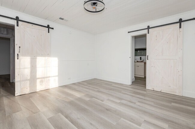 Foto del edificio - Fully remodeled home for rent!