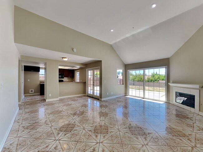 Building Photo - 13833 Cobblestone Ct