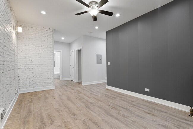 Foto del edificio - 6952 N Wolcott Ave