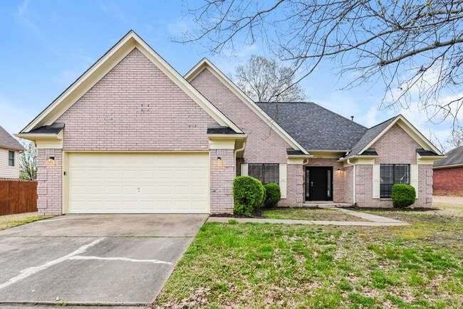 Building Photo - 3580 Brandon Ln