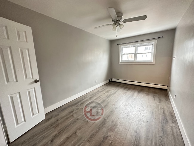 Building Photo - 3213 Randolph Pl