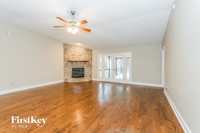 Foto del edificio - 8557 Granpaw Ct