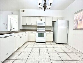 Building Photo - 1109 SW 48th Terrace