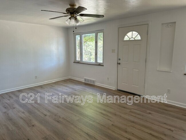 Foto del edificio - 4652 Old William Penn Hwy