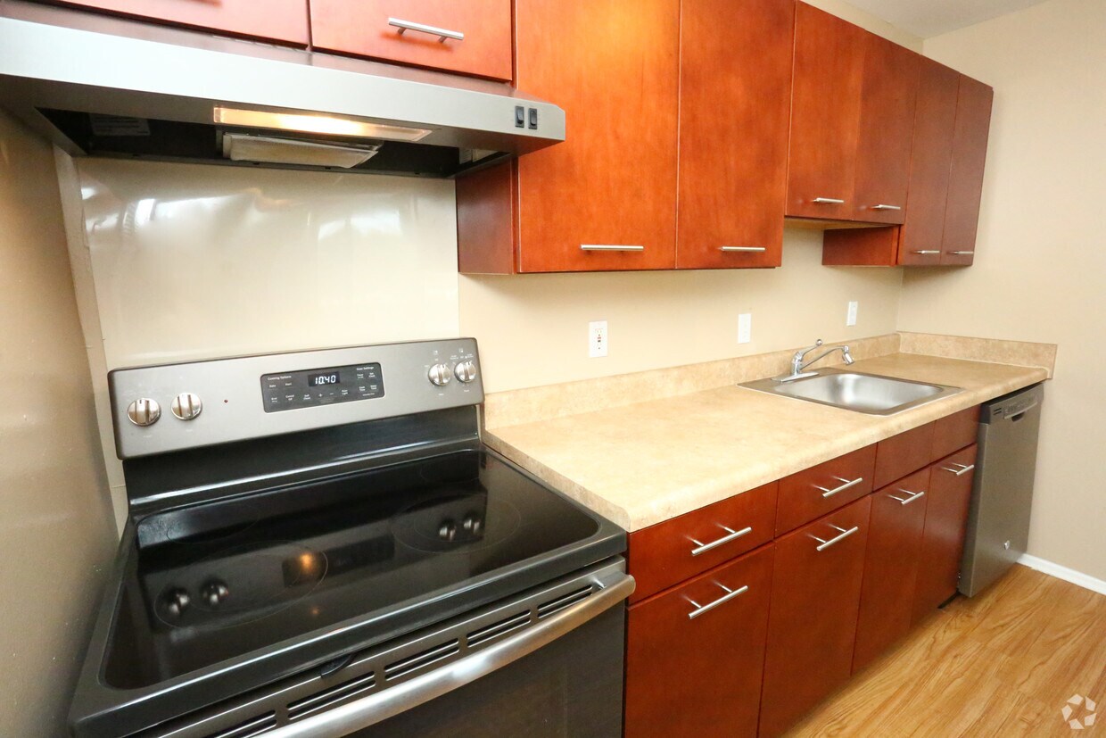 Arbor Knoll Apartments Apartments in Ypsilanti, MI