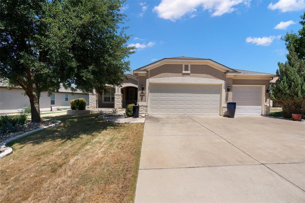 Foto principal - 808 Apache Mountain Ln