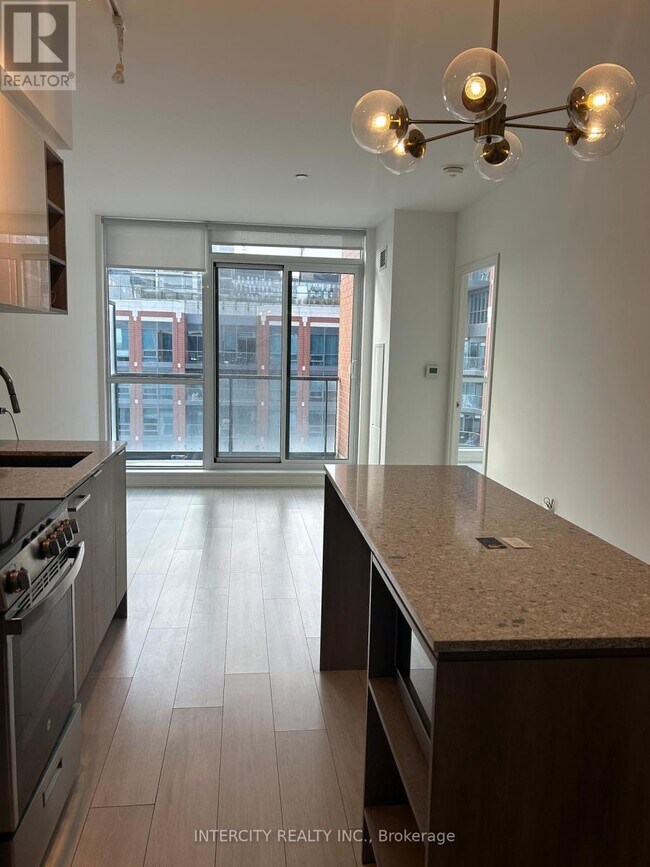 Photo du bâtiment - 31 Tippett Rd