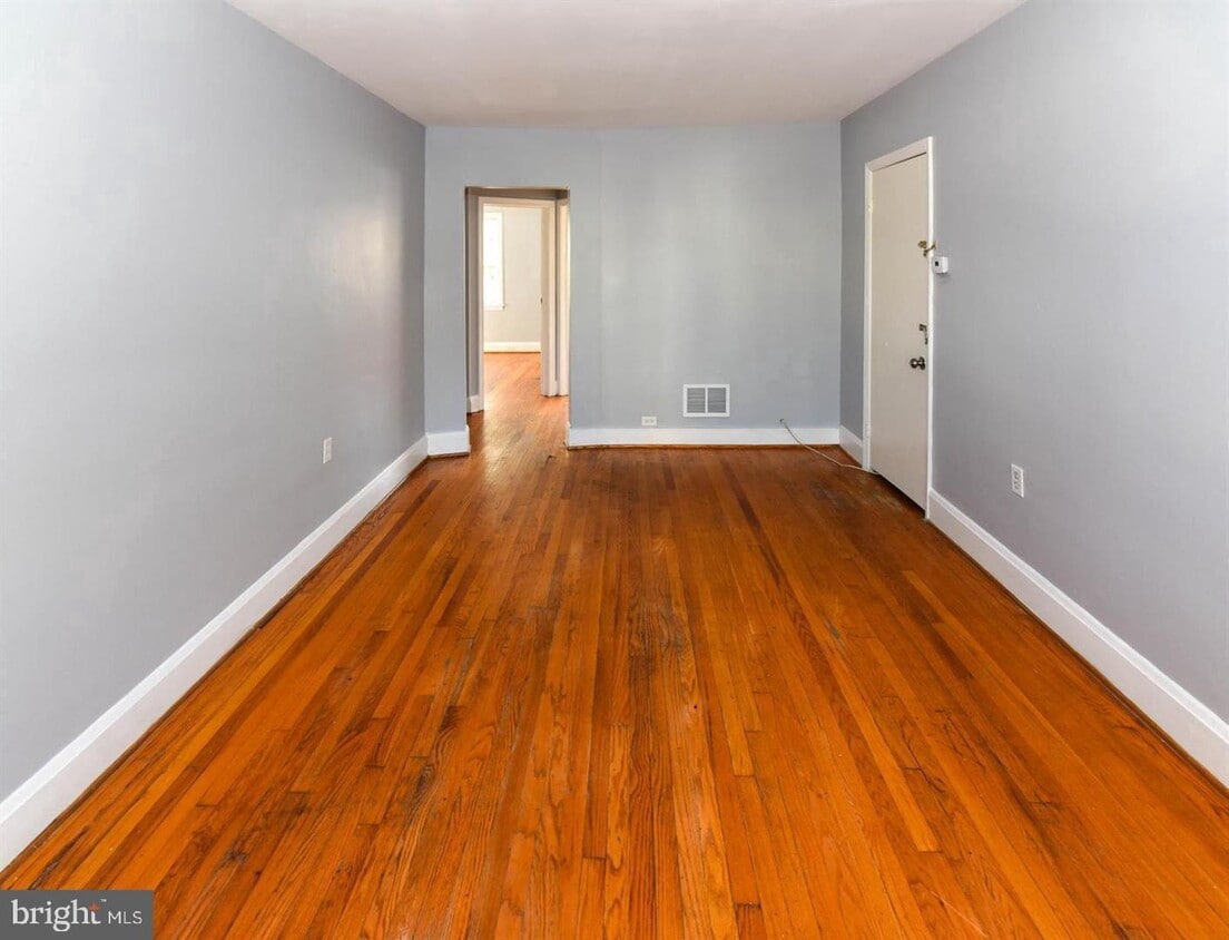 Primary Photo - 1519 Filbert St