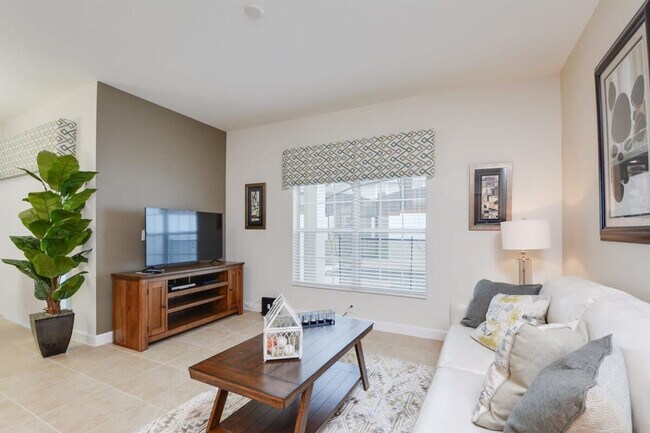 Foto del edificio - 4815 Brier Rose Ln