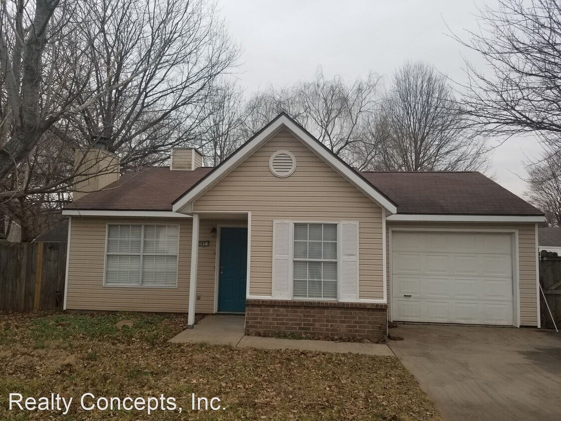 Primary Photo - 2 br, 1 bath House - 347 Redbud