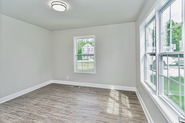 Building Photo - 115 Sterling Street