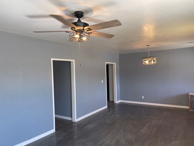 Foto del edificio - Ceres Country Property 2 Bedroom 1 Bath pl...