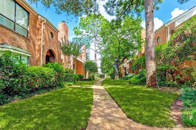 Foto del edificio - 2901 Bammel Ln