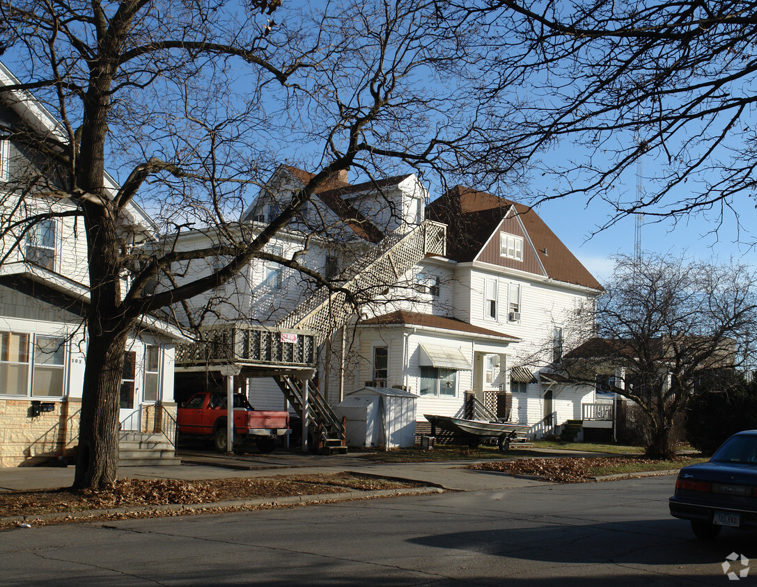 Building Photo - 175 W State St