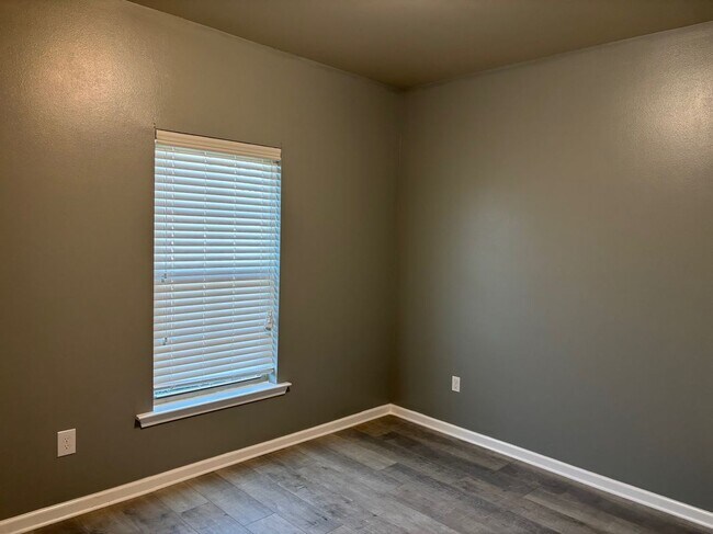 Foto del edificio - 4625 Ames Blvd