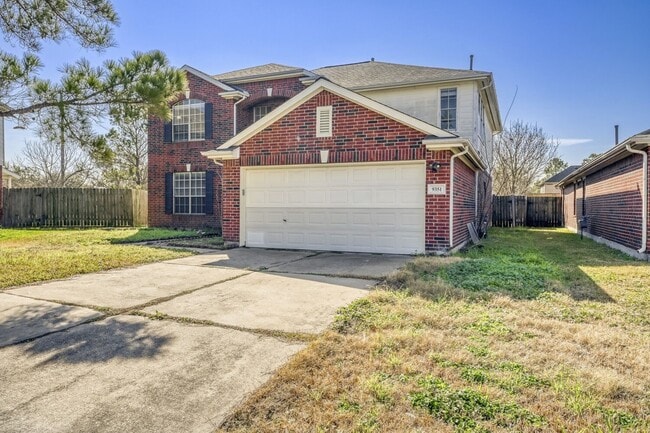 Building Photo - 9351 Royal Way