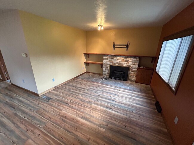 Foto del edificio - Charming 4 Bed, 1 Bath Home in Spokane Val...