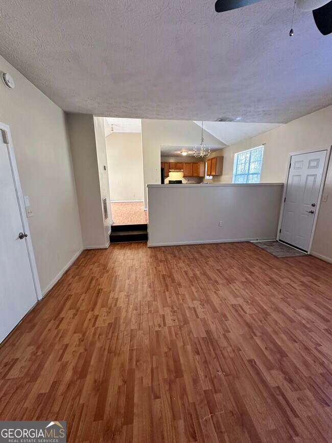 Building Photo - 4766 Creekside Pl