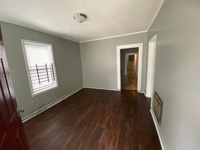 Photo - Move-in Special - 1/2 off first month's rent! House