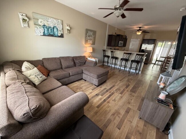 Foto del edificio - FURNISHED - Oyster Landing Townhome