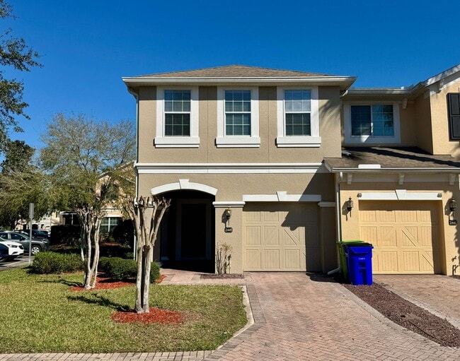 Renovated 3/2.5 Townhome with Office/Flex Space (Corner Unit) Winter Park! - Renovated 3/2.5 Townhome with Office/Flex Space (Corner Unit) Winter Park!