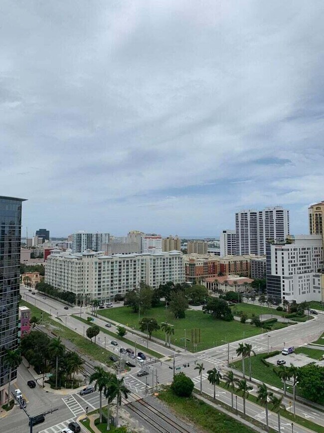 Foto del edificio - 550 Okeechobee Blvd
