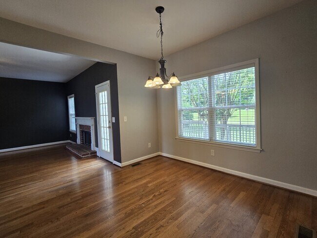 Foto del edificio - 2565 Milton Ln
