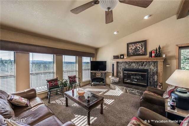 Foto principal - 317 Ll Davis Dr