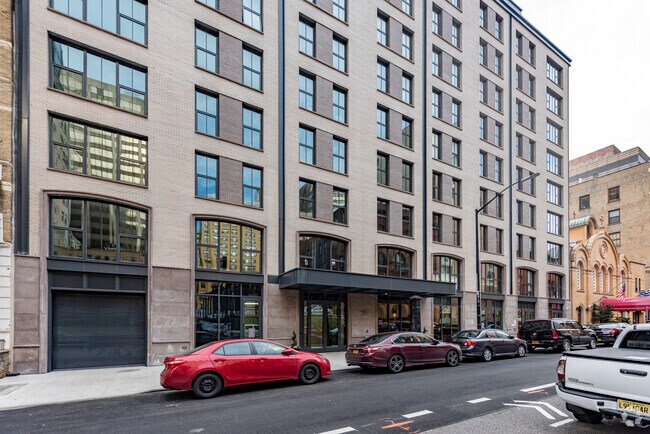 Building Photo - The Symon