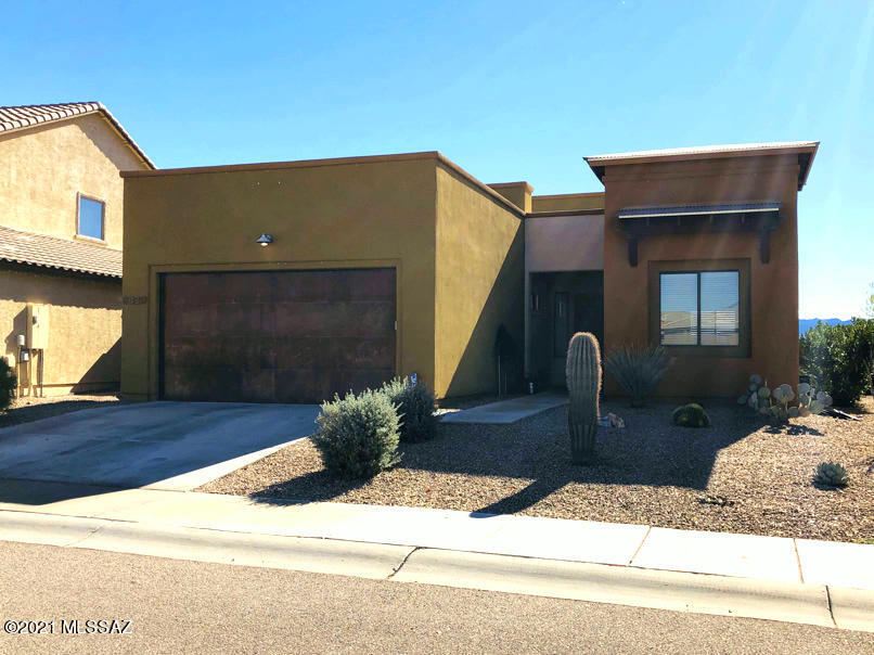 Foto principal - 8329 N Douglas Fir Dr