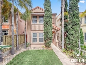 Building Photo - 3947 Sequoia St