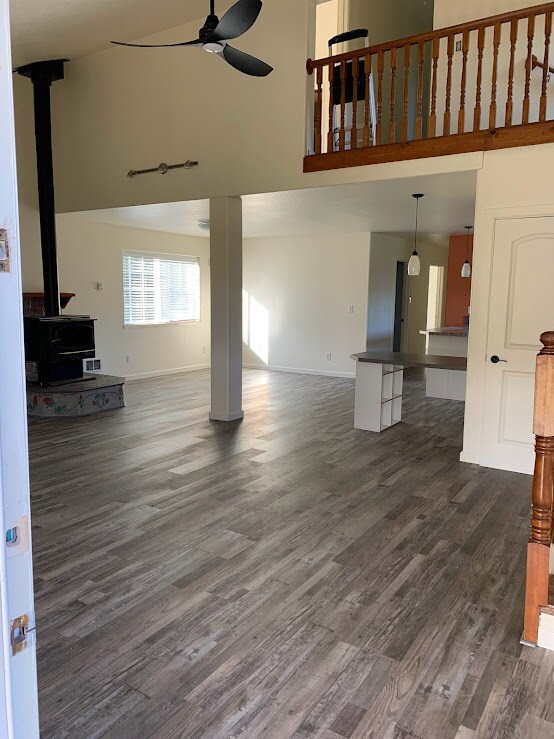 901 Mount Olympus Ave SE Unit A, Ocean Shores, WA 98569 Apartments in