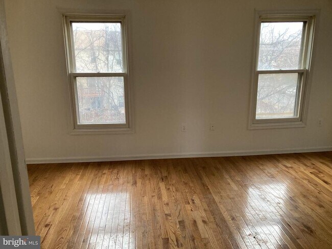 Foto del edificio - 14193 Royal Oak Ln