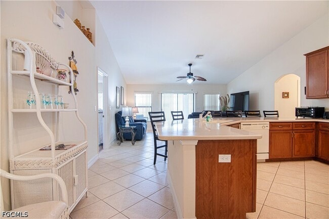 Building Photo - 5023 Agualinda Blvd