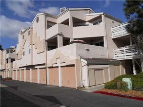 Building Photo - 7223 Camino Degrazia