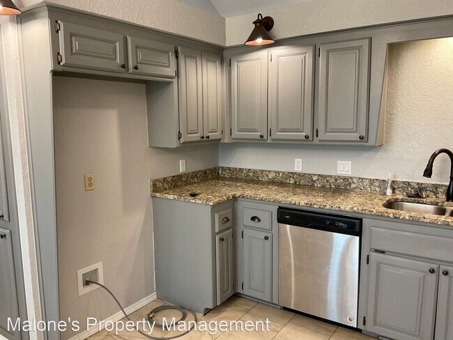 Building Photo - 4 br, 2 bath House - 5216 SE 84th St