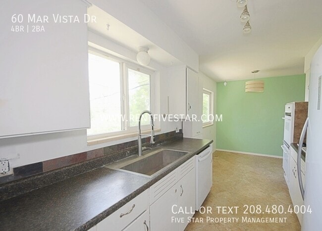 Building Photo - 60 Mar Vista Dr