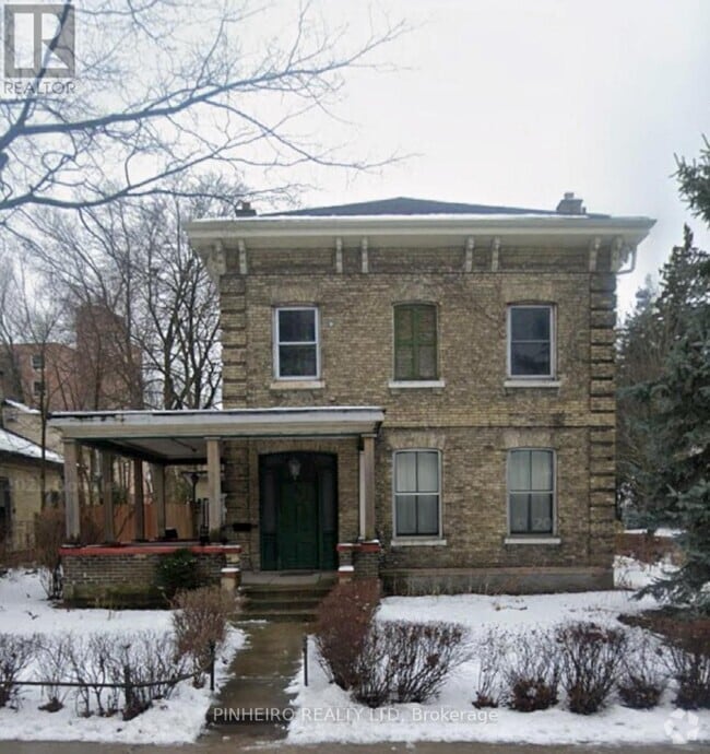 Building Photo - 611-611 Talbot St