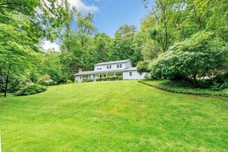 Building Photo - 6 Rivergate Woods