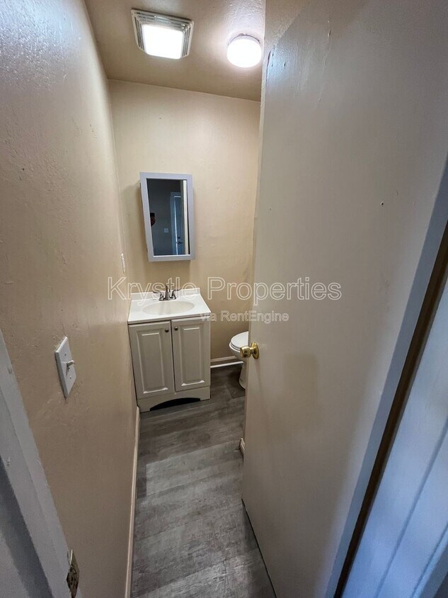 Foto del edificio - 730 Florida St