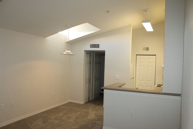 Foto del edificio - Well maintained one bedroom condo at Park ...