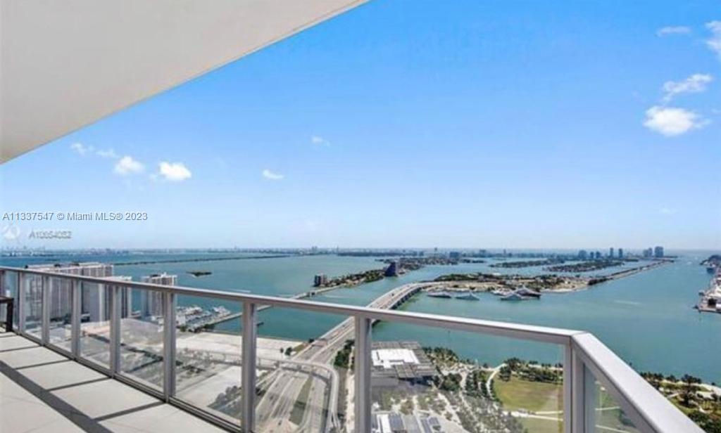 Primary Photo - 1100 Biscayne Blvd