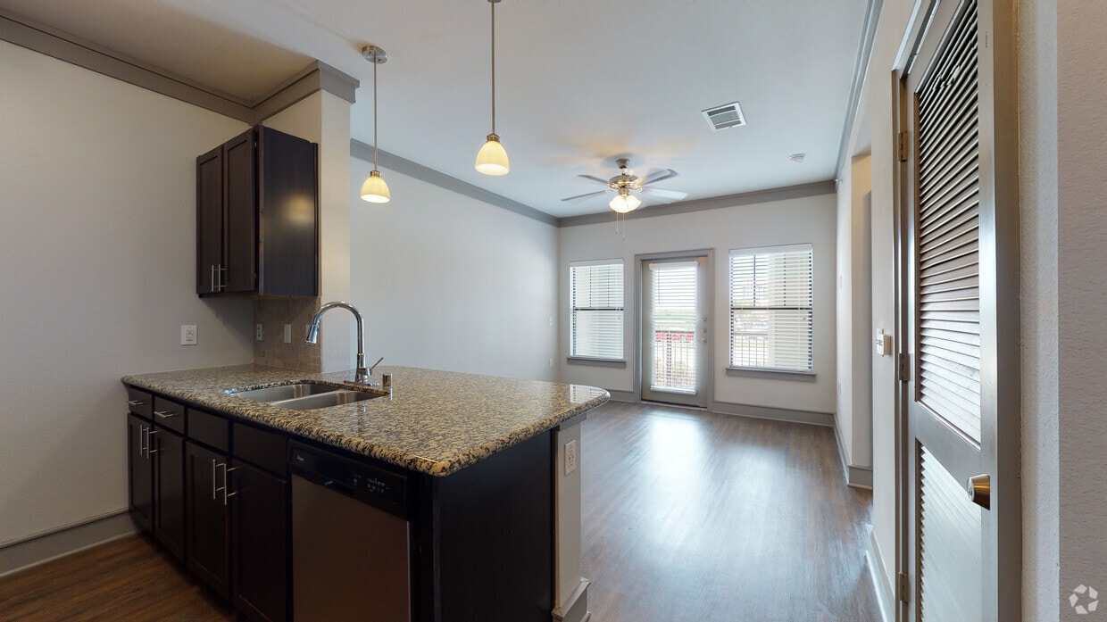 Photo - The Colby at Castle Hills Apartments