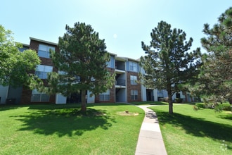 Building Photo - Pebble Creek Apartments