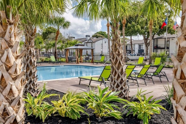 Building Photo - The Palms Apartments